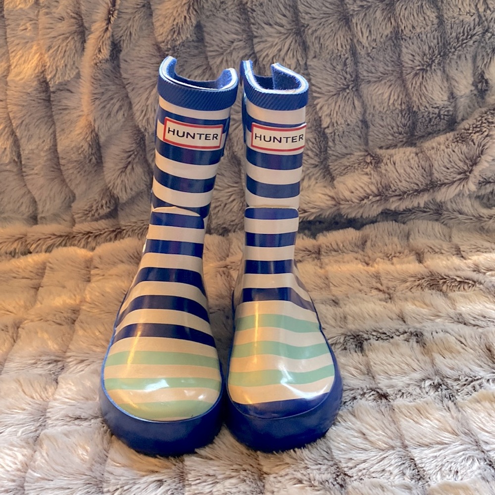 Hunter for Target kids rain boots - blue stripes Size toddler 8- Lightly used